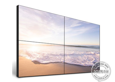Muri il contrassegno LCD 4K di Digital di isolato del supporto per la pubblicità dell'interno